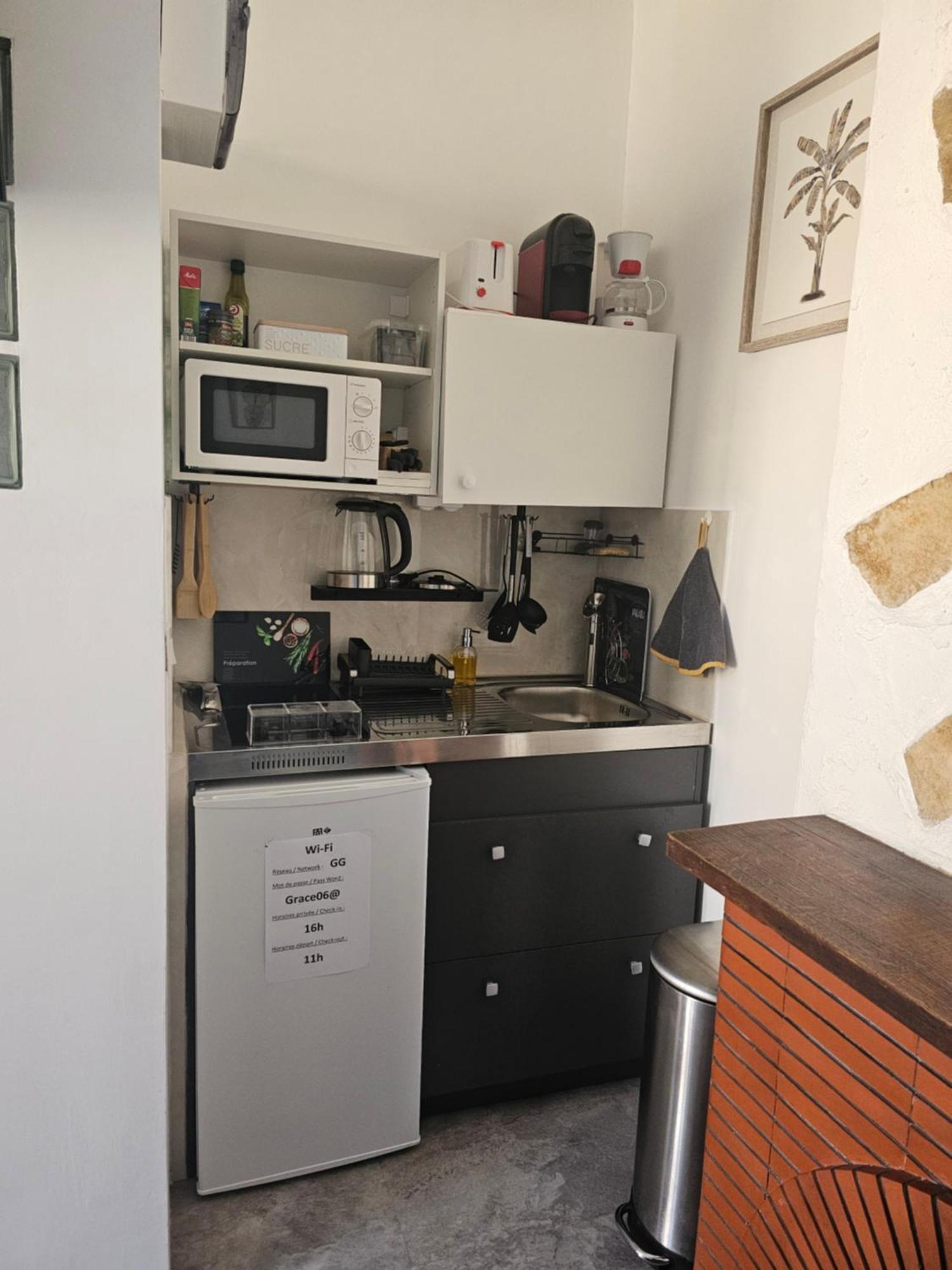 Appartement 3 A Proche De 10 Mn, Monaco 15 Mn Et L'italie 30 Mn