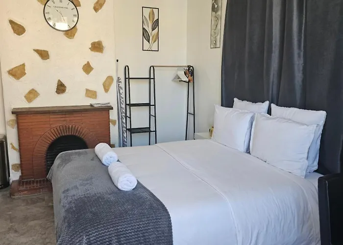 Studio 3 A La Trinite Proche De Nice 10 Mn, Monaco 15 Mn Et L\'Italie 30 Mn