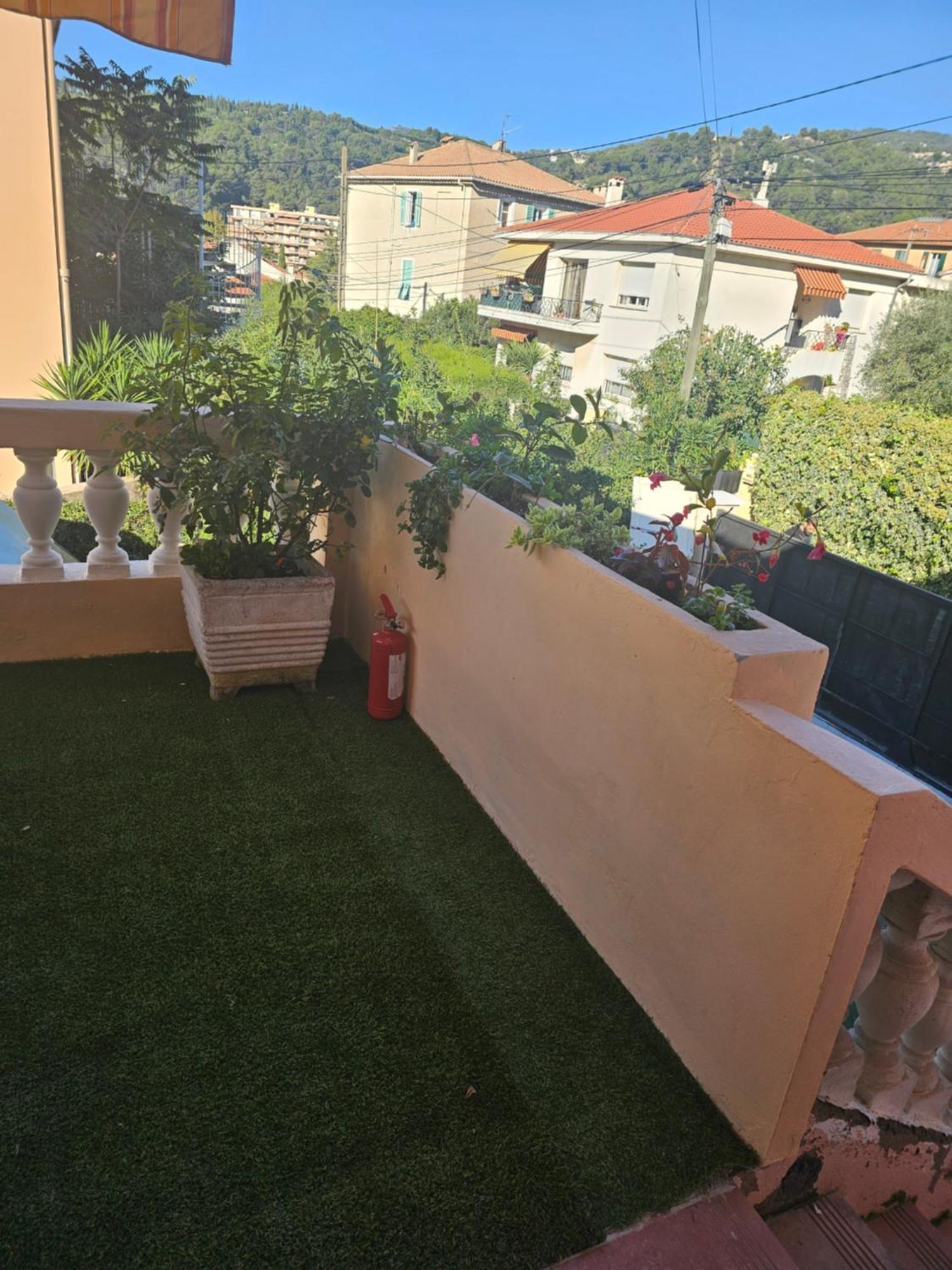 Appartement 3 A Proche De 10 Mn, Monaco 15 Mn Et L'italie 30 Mn