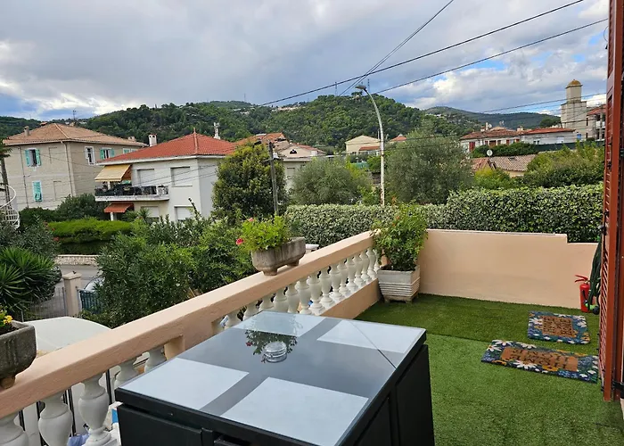 Studio 3 A La Trinite Proche De Nice 10 Mn, Monaco 15 Mn Et L\'Italie 30 Mn